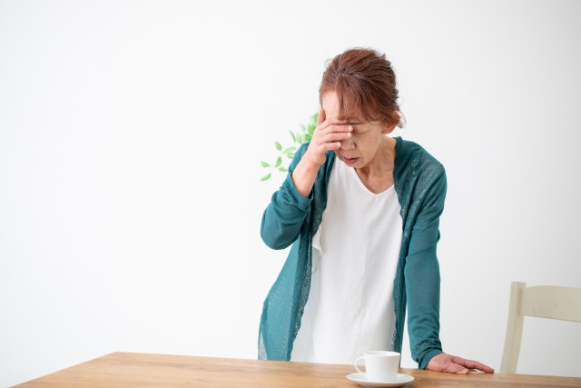 めまい　ふらつき　食後低血圧